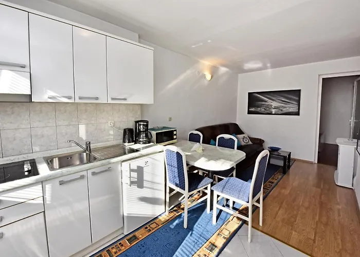 And Fun Ranka Lejlighed *